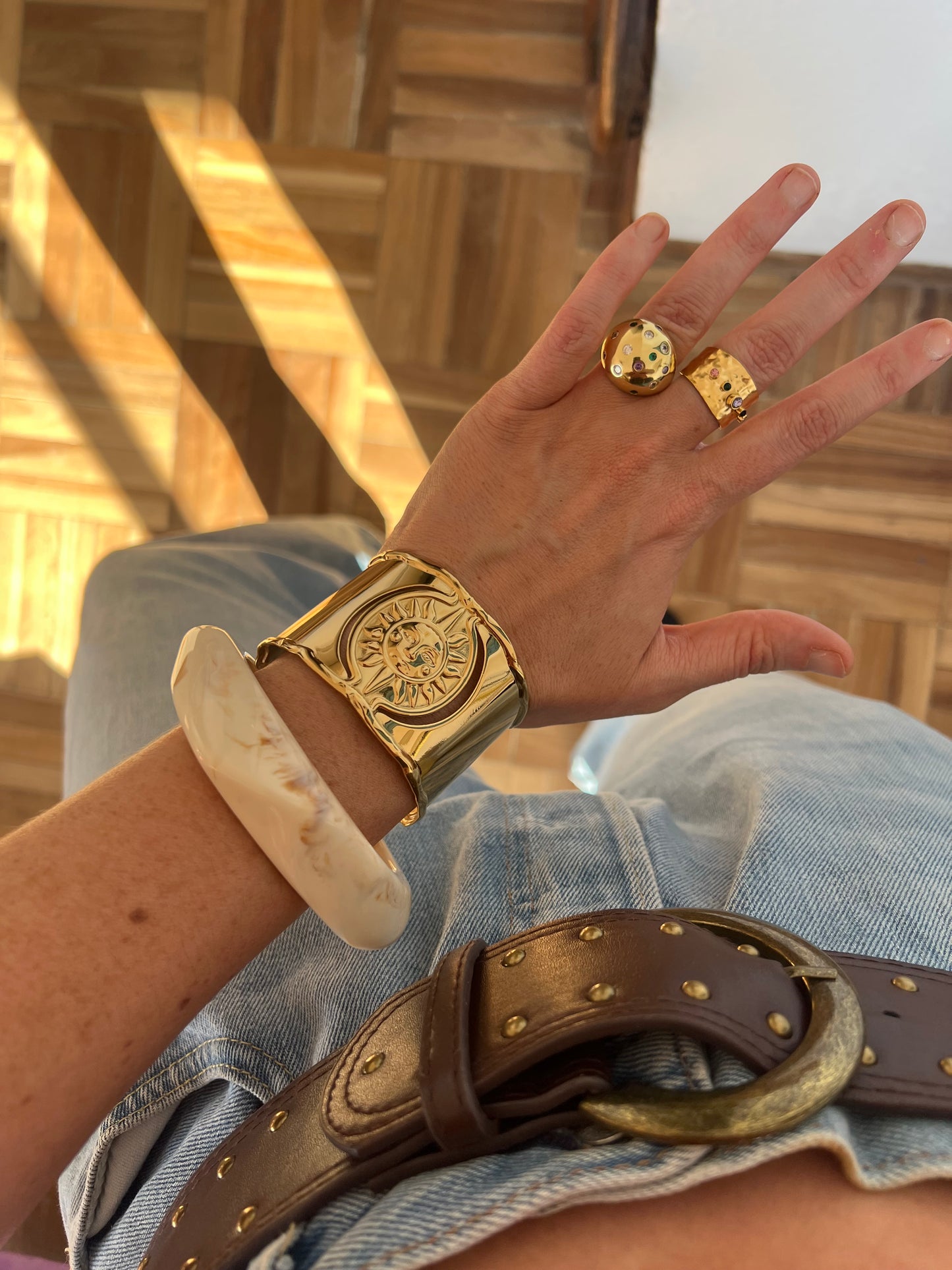 brazalete SOL dorado