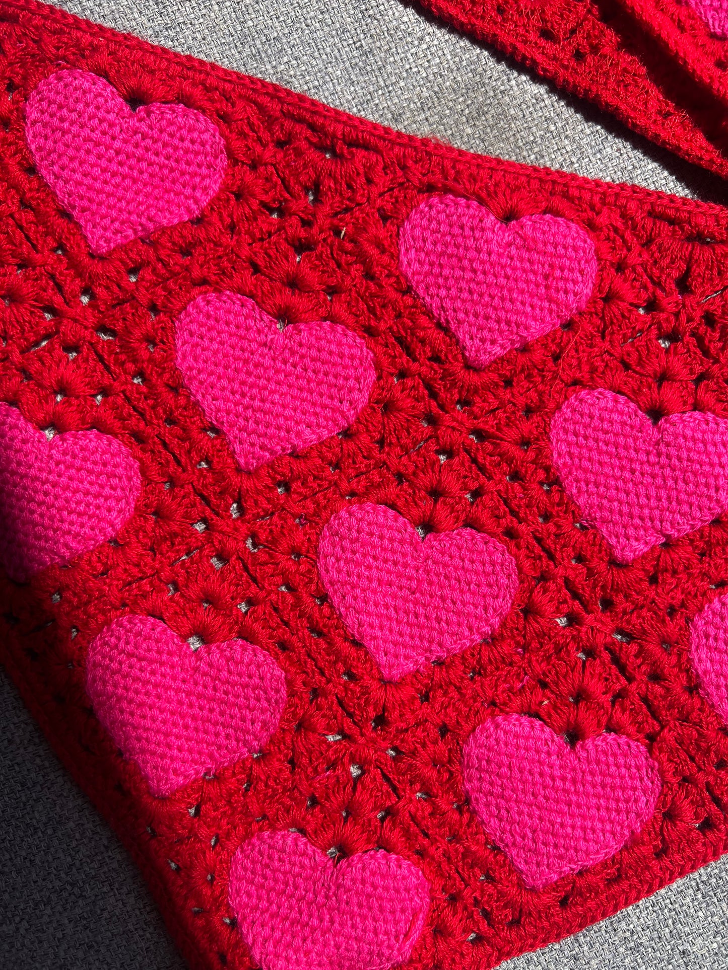 pañuelo de crochet CUORE