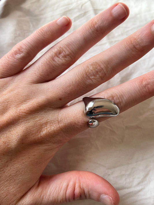 anillo GIA plateado