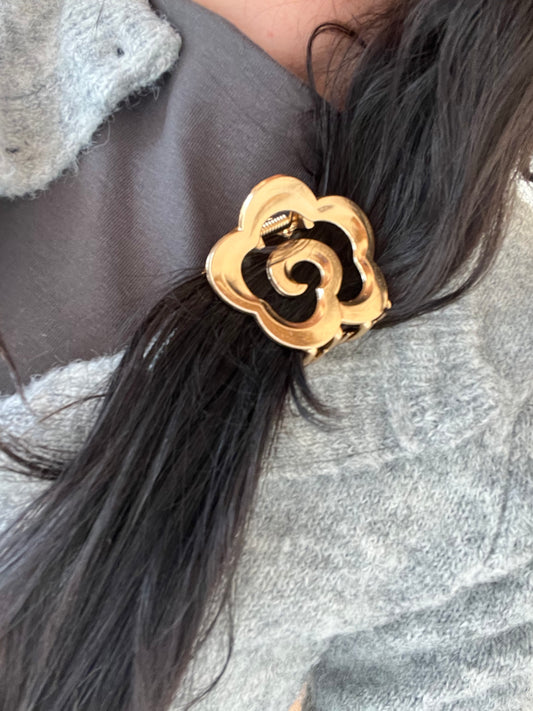 pinza ROSA dorada